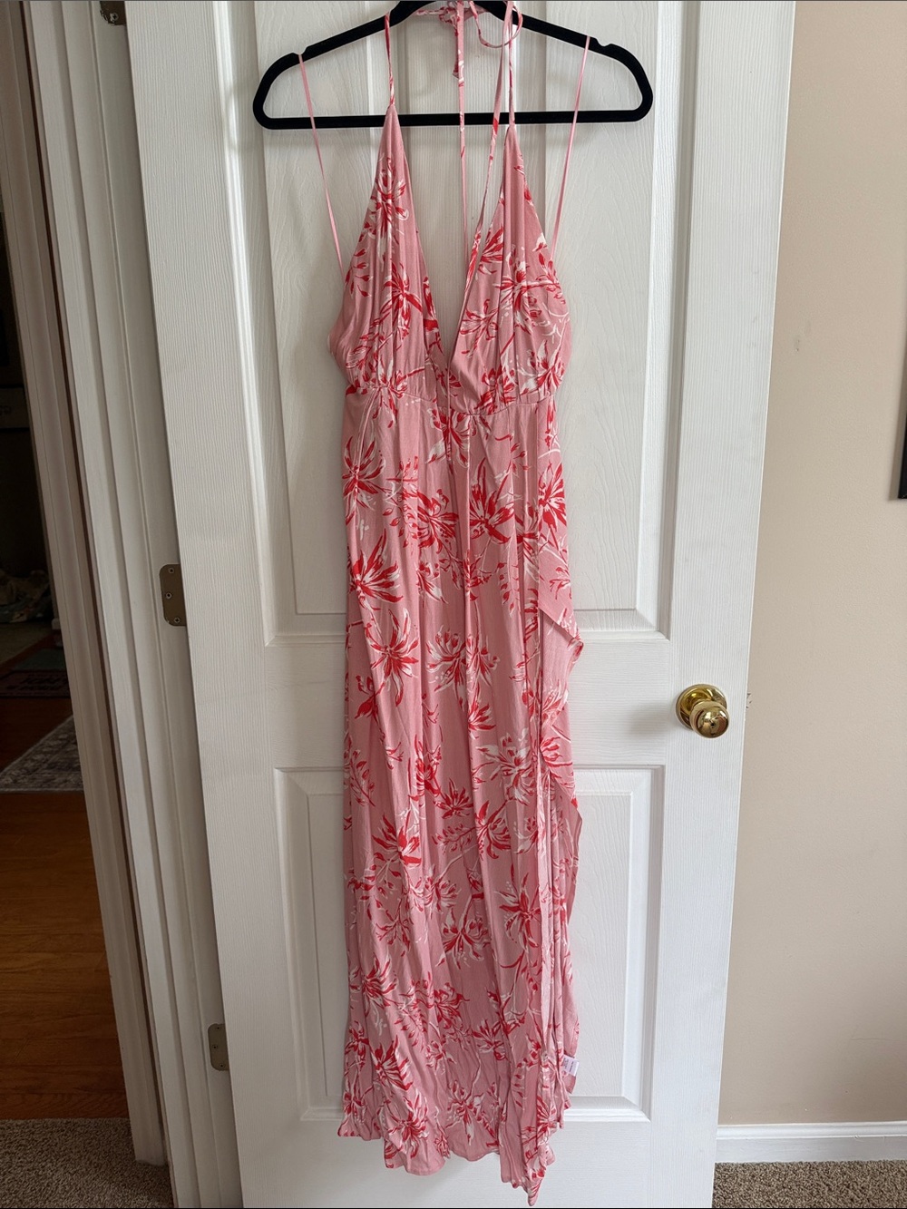 🌸 Skylar + Madison: Pink Floral Maxi Dress